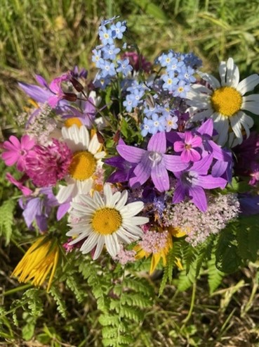 Frühlingsblumenstrauß